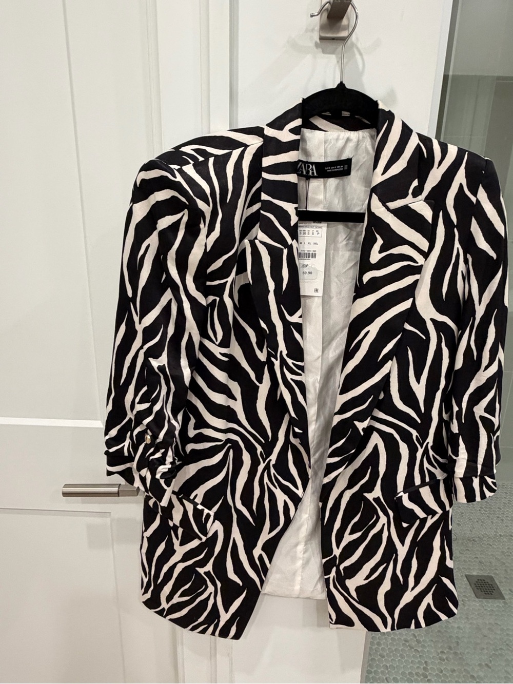 NWT Zara Zebra-Print Open-Front Blazer in Black and White Small